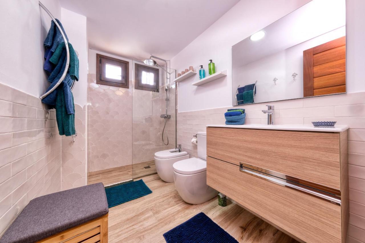 Casa Bleu 2 Floors ,2 Bedrooms ,Equipped Kitchen ,Balcony ,Terrace And Grill Puerto Calero Buitenkant foto