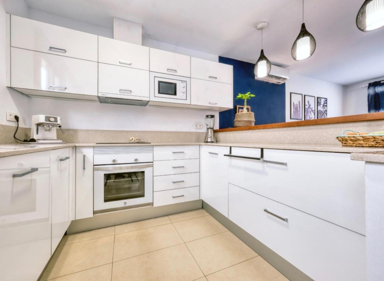 Casa Bleu 2 Floors ,2 Bedrooms ,Equipped Kitchen ,Balcony ,Terrace And Grill Puerto Calero Buitenkant foto